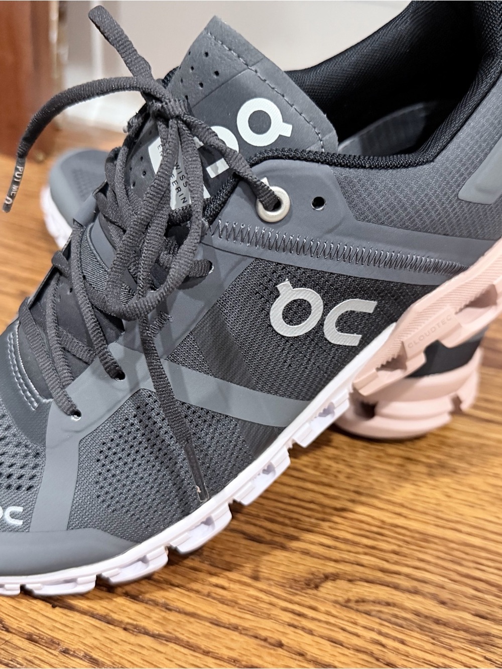 On Running Cloud Flow Women’s Gray, White, Pink Athletic Shoes - Picture 5 of 8